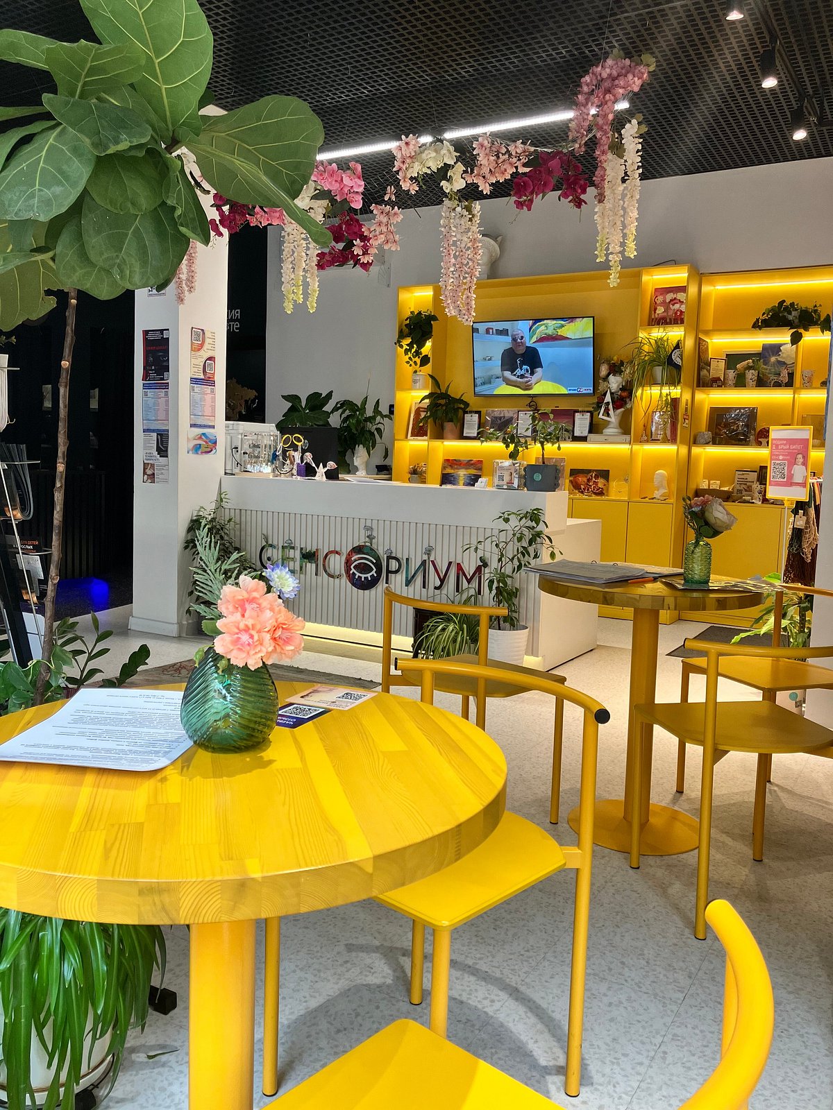 Темно, но интересно: музей темноты "Сенсориум" в Москве